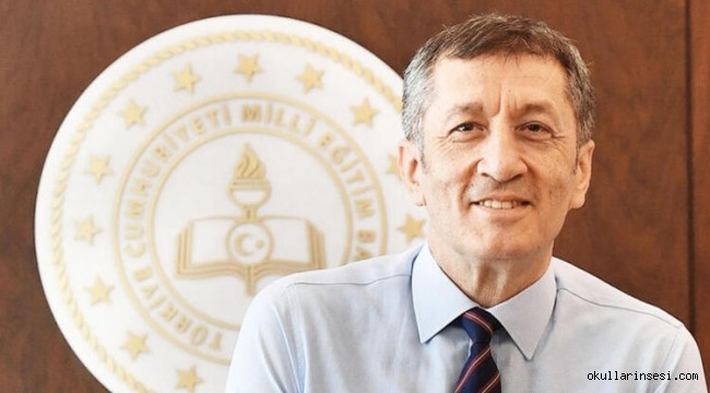 Bakan Selçuk öğretmenleri sahalara çağırdı