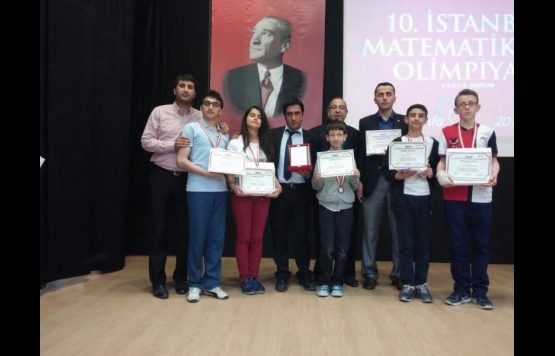 BAĞCILAR DR. CEMİL-FEVZİYE ÖZKAYA ORTAOKULU EN FAZLA ÖDÜL ALAN OKUL