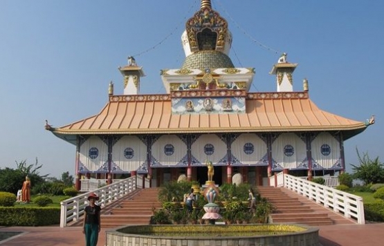 Rektör cami, İTÜlü öğrenciler de kampüse Budist tapınağı istiyor