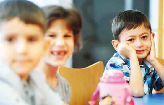 Ekonomisi bozulan ailelerin çocuklarına burs sigortası