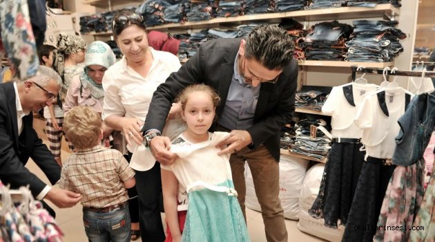 Beykoz`da 6 bin çocuğa bayramlık giysi