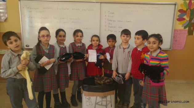 Minik öğrenciler Afrin?deki askerlerimize moral verdi
